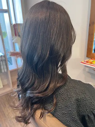 ロング カラー 佐藤 茉実のヘアスタイル