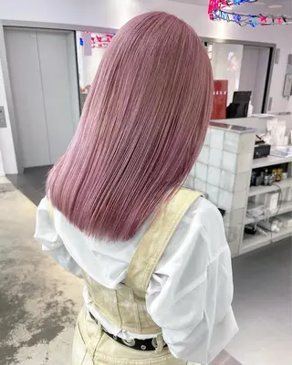 ミディアム カラー パーマ ヘアアレンジ キッズ ネイル マツエク・マツパ アイブロウ 🧨ブリーチー×ボブ レイヤー💎じゅえるのヘアスタイル