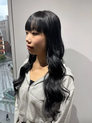 ロング Maki /透明感カラーのヘアスタイル