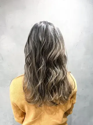 ロング カラー 江畑 匠 新宿三丁目 徒歩30秒⭐️のヘアスタイル