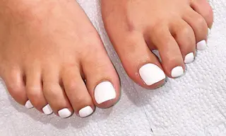 ネイル VIERU 🌈🎀💖のネイルデザイン