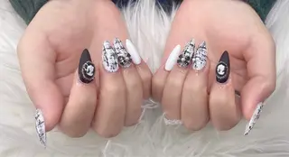 ネイル 渋谷T&B りお ロング無制限中💫のネイルデザイン