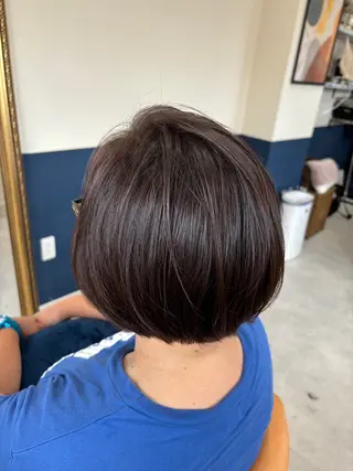 ショート カラー 髪の家 tikiのヘアスタイル