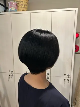ショート やなぎさわ はるなのヘアスタイル