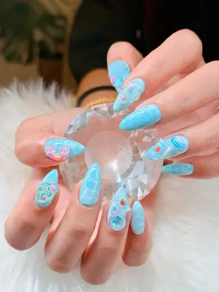ネイル MIRA NAILROOMのネイルデザイン