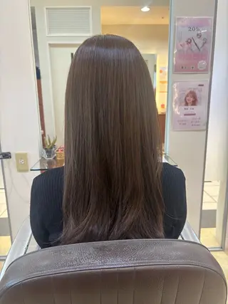 ロング 尾崎 優花のヘアスタイル