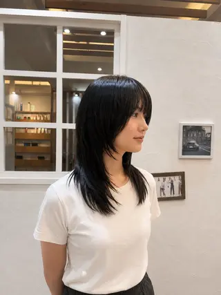 セミロング 松下 倫子のヘアスタイル