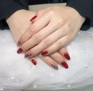 ネイル NiNa ビューティーサロン所属・Ni Naのネイルデザイン