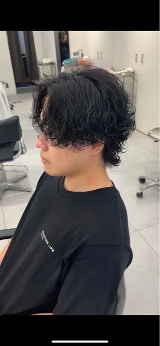 パーマ メンズ 佐々木 輝のヘアスタイル