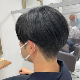 ショート 村山 豪歩のヘアスタイル