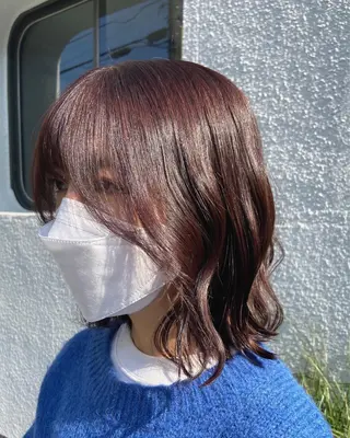 カラー Mori Aimiのヘアスタイル