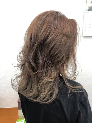 ロング カラー YAP！HAIR トコツメアヤノのヘアスタイル