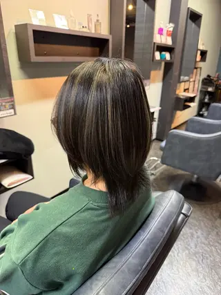 ショート 奴賀 詩のヘアスタイル
