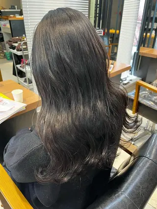 ロング ヘアアレンジ メンズ キッズ ネイル マツエク・マツパ アイブロウ 透明感カラー🤎 ゆりのヘアスタイル