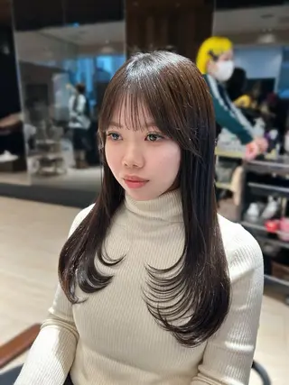 ロング 🎀大竹美侑／顔まわ りカット／レイヤーのヘアスタイル