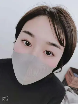 マツエク・マツパ 胡蝶蘭レディースサロ ン眉マツパエクステの眉毛・アイブロウイメージ