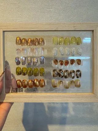 ネイル エーナイン本店研修生 🤍🤎のネイルデザイン