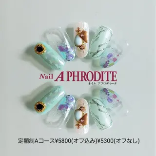 ネイル Nail  Aphroditeのネイルデザイン