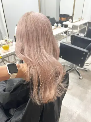 ミディアム カラー 🫧艶ダブルカラー ブリーチ🫧トモヤのヘアスタイル
