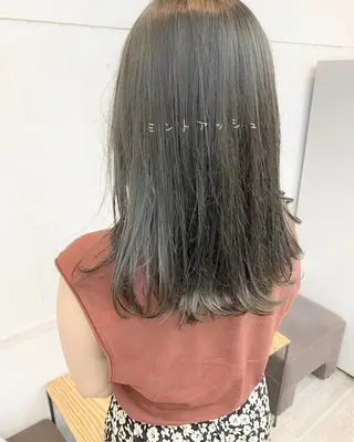 セミロング ☀️透明感color KURO☀️のヘアスタイル