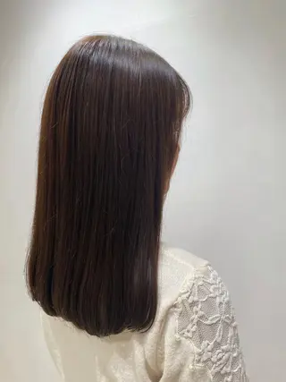 セミロング カラー 🌼myu🌼 🌷縮毛矯正/ツヤ髪のヘアスタイル