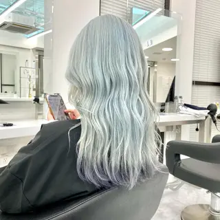セミロング カラー パーマ ヘアアレンジ メンズ キッズ ネイル マツエク・マツパ アイブロウ ウルフ&レイヤー特化 まとまる美髪矯正のヘアスタイル