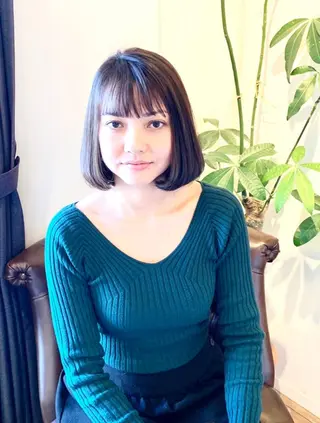ミディアム カラー ヘアーショップクリコ所属・リ コのヘアスタイル