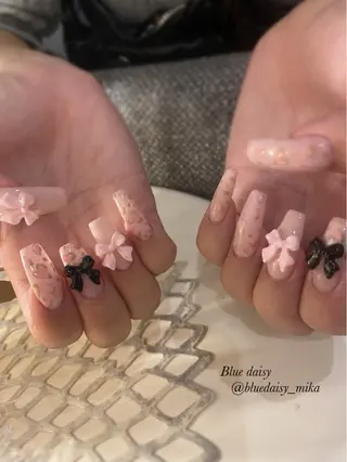 ネイル Blue daisy 栄本店のネイルデザイン