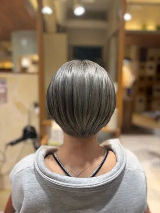 ショート レイヤー/切りっぱな しボブ✨️みずか💜のヘアスタイル