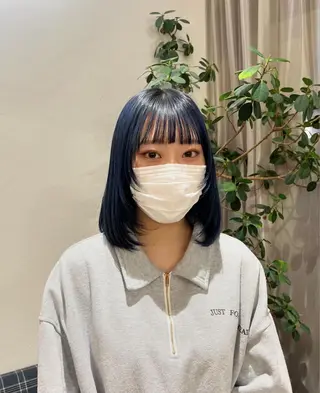 ミディアム カラー 竹口 莉央のヘアスタイル