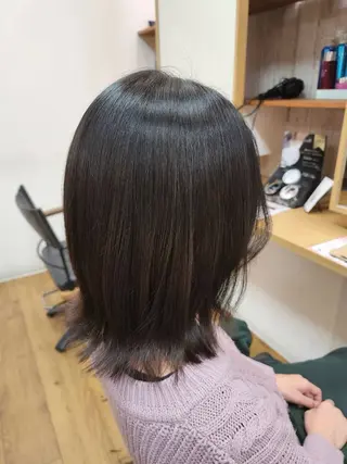 ミディアム 大井 陽菜のヘアスタイル