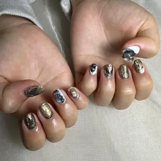 ネイル 里見 麗のネイルデザイン