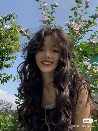 パーマ 韓国レイヤー🇰🇷 🤍🎀honokaのヘアスタイル