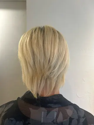 ショート IT by ALBUM立川のヘアスタイル