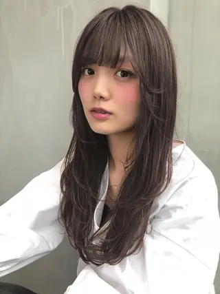 ロング カラー 遠藤 眞実のヘアスタイル