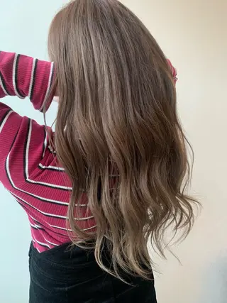 ロング カラー ヘアアレンジ 透明感♡︎♡︎ 佐々木早苗のヘアスタイル