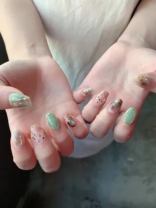 ネイル ネイリスト EMIのネイルデザイン