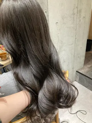 ロング ✨色持ちの良い艶 カラー✨蟹江真世のヘアスタイル