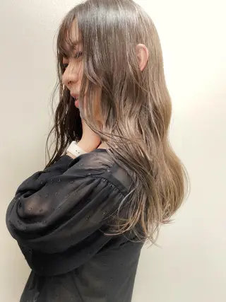 セミロング カラー ヨシモトリョウ 髪質改善/美髪のヘアスタイル
