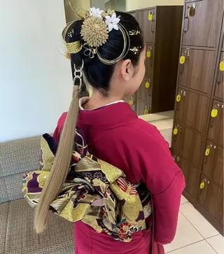 セミロング ヘアアレンジ ヘアメイク new meのヘアスタイル