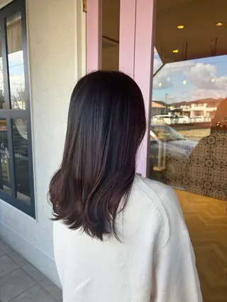 セミロング カラー 上村 七海のヘアスタイル