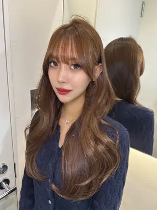 ロング カラー shion 透明感カラーのヘアスタイル