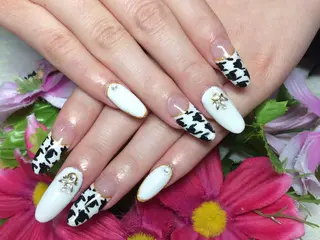 セミロング SINCERELY シンシアリー🌈のネイルデザイン