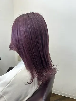 セミロング カラー 上田 愛來のヘアスタイル