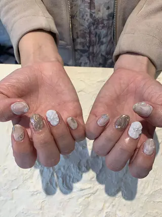 ネイル マキノ ユイのネイルデザイン