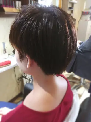 ショート 🌈20年目突入🎉 山口のヘアスタイル