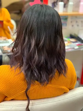 セミロング たけい ゆうきのヘアスタイル