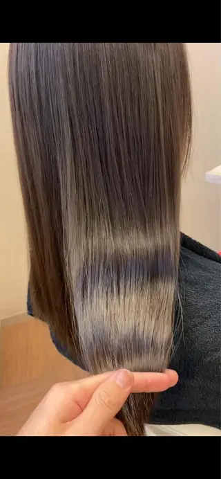 セミロング カラー 【透明感、艶髪】西村 有司のヘアスタイル