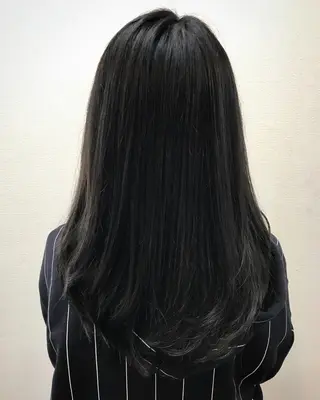 ロング カラー 吉森 満俊のヘアスタイル