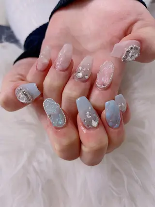 ネイル FF フィフィネイルサロンのネイルデザイン